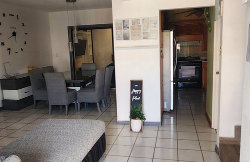 Juarez Municipality House | Near the US consulate, comfortable house for 3-5 guests in a centric location