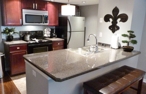 Kissimmee Condo | ​Near Theme Parks! Potter's Castle! Gorgeous, 3 BR's, Sleeps 8, Pool!