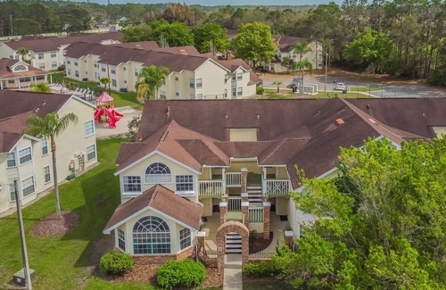 Kissimmee Condo | ​Near Theme Parks! Potter's Castle! Gorgeous, 3 BR's, Sleeps 8, Pool!