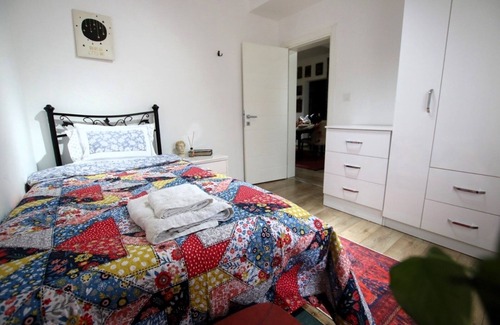 Gaziemir House | Near to Airport, peaceful quiet safe premium with private Ottoman garden etc..