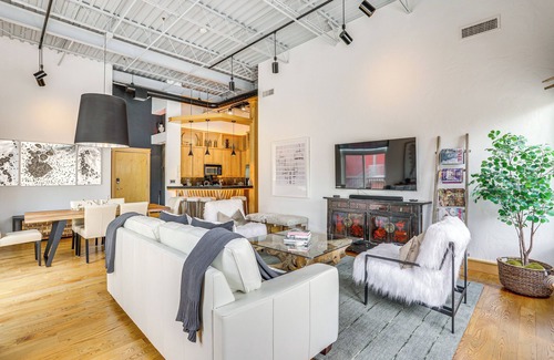 Eagle House | Near Trail: Dtwn Eagle Ranch Condo w/Balcony