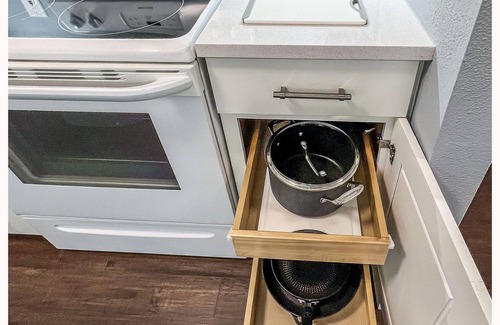 Gainesville Condo | Near UF and SHANDS Hospital cozy spot