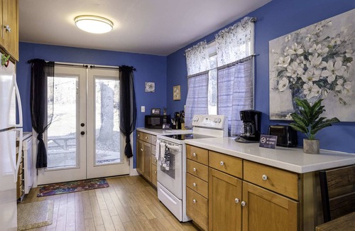 Maurertown House | Near Vineyard,Farms,&Distillery! Jewel of Jadwyn