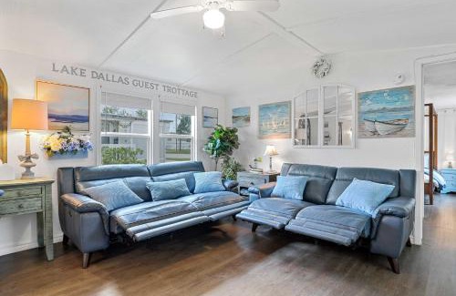Lake Dallas House | Near Water Lake Dallas Home with Furnished Patio!