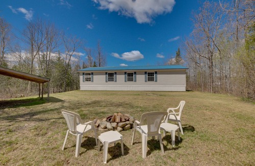 Albion House | Near Waterville: Cozy Midcoast Vacation Rental!