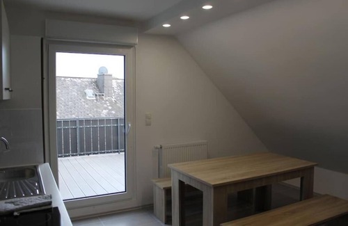 Hohenstein Apartment | Near Wiesbaden: Own bathroom/kitchen - Wifi - Parking