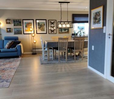 Fana House | Nearby Bergen, Midtunlia 27d