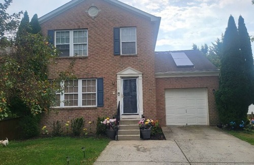 Milford Mill Apartment | Neat and Discreet-my cul-da-sac is where it's at!