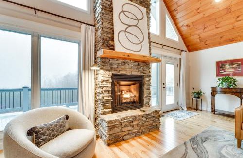 Vein Mountain House | Nebo Home with Hot Tub Wheelchair Accessible