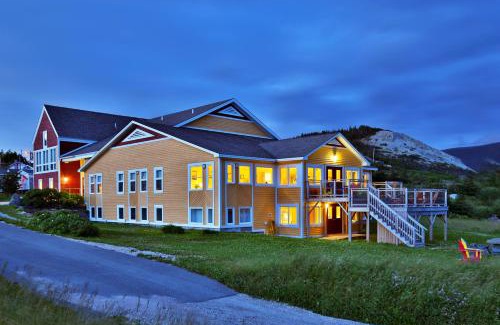 Norris Point Hotel | Neddies Harbour Inn