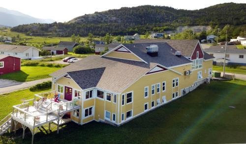 Norris Point Hotel | Neddies Harbour Inn
