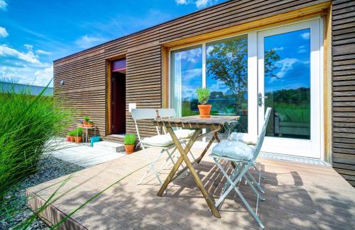 Neslovice House | NEDOMEK by Homester