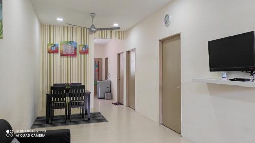 Gambang House | Neesa Homestay Bukit Gambang-Muslim