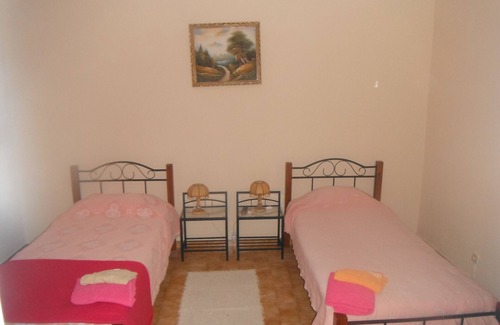 Murca Hotel | Nefama Pensao - Room I