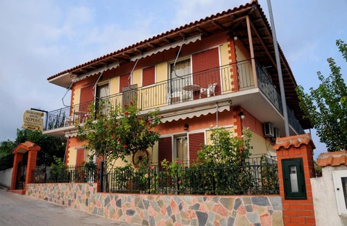 Skidra House | Nefeli Rooms