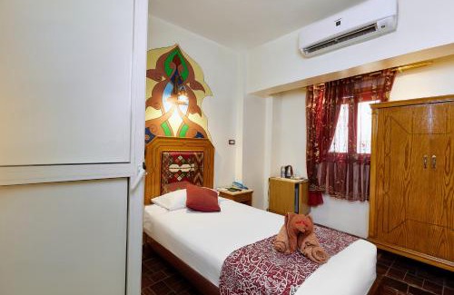 Luxor Hotel | Nefertiti Hotel Luxor