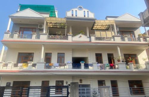 Chandigarh Apartment | Negi Lodge Chandigarh