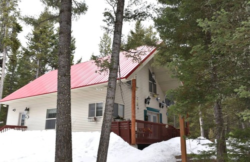 Island Park Cabin | Neil's Yellowstone Getaway ~Boating/Fishing nearby