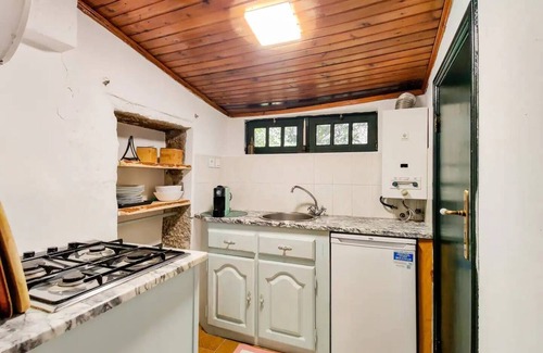 Viana do Castelo Apartment | Neiva River House - next to the river !