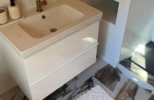 Nekoosa Cabin | Nekoos-a-frame Cabin