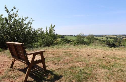Crediton House | Nelli Lodge at Mile End