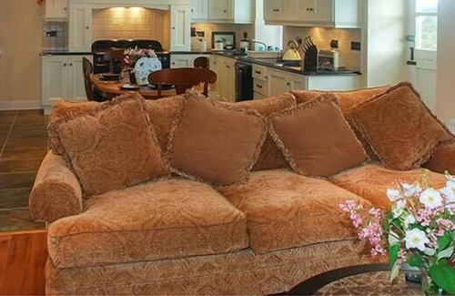 Bantry House | NELLIE'S FARMHOUSE, family friendly in Durrus, County Cork
