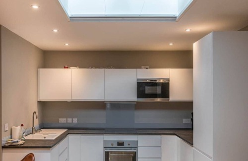 Ramsgate Apartment | Nelson Crescent West - Modern one bedroom apartment