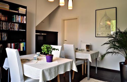 Kessel-Lo House | Nena Guesthouse