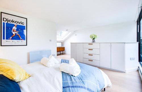 Hillside House | Neoteric Home Wimbledon Village