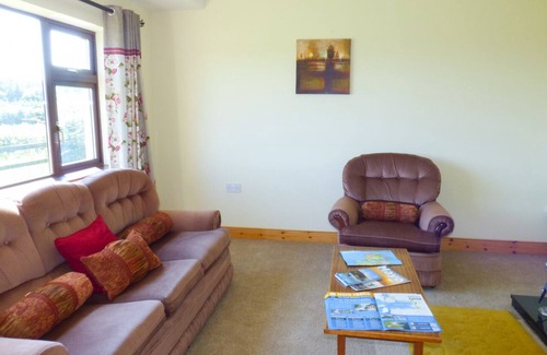 Bofeenaun House | NEPHIN VIEW, pet friendly, with a garden in Ballina, County Mayo