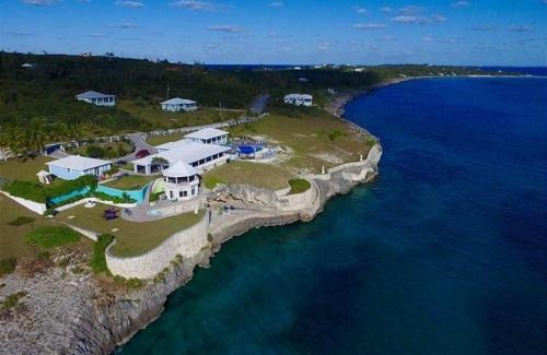 Rainbow Bay Apartment | Neptune Cove home