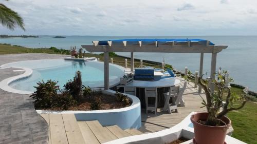 Rainbow Bay Apartment | Neptune Cove home