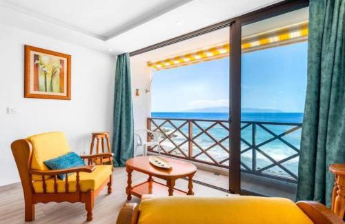 Santiago del Teide Apartment | Neptuno ocean front suite