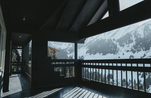 Medeu District Villa | Nero Bianca Chalet