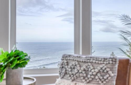Neskowin House | Neskowin South Beach Home - Meredith Lodging