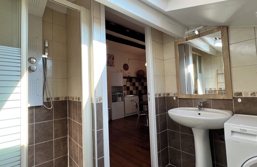 Le Poujol-sur-Orb Apartment | Nest at the foot of Mont Caroux 8 minutes from the Lamalou thermal baths