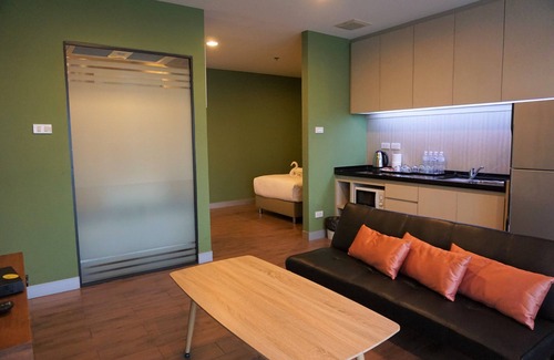 Bueng Kum Hotel | Nest n Rest Hotel