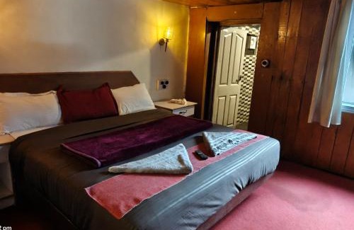 Pudumund Bed & Breakfast | Nest 'N' Woods