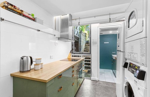 Perth Hotel | Nest on Newcastle – N5