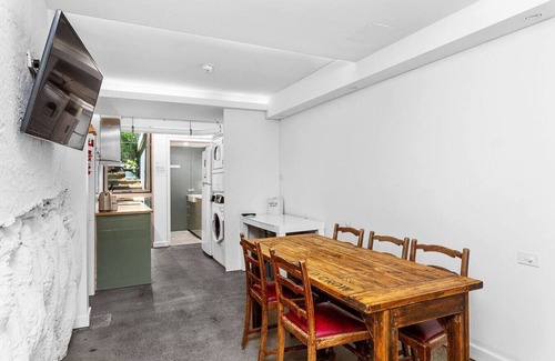 Perth Hotel | Nest on Newcastle – S2
