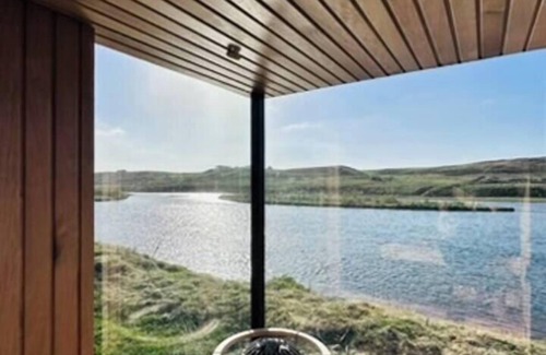 Hella House | Nest Retreat Iceland - Glacier