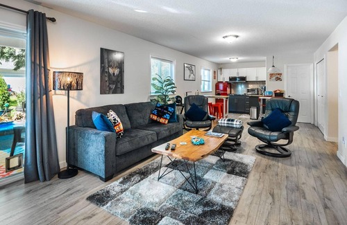 Regional District of Nanaimo House | Nesting Ravens B@B . Cozy studio on Private Acreage, safe stay!