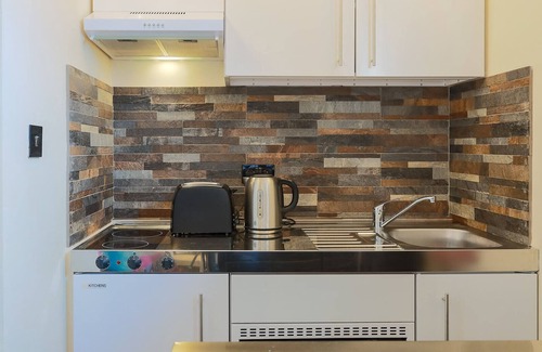 Grafton Regis Apartment | Nestled in Buckinghamshire countryside is this quaint, characterful studio