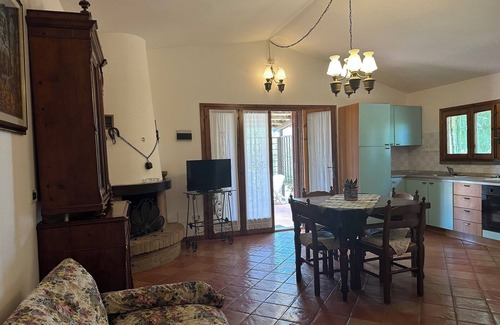 Donoratico House | Nestled in the plains of Castagneto Carducci