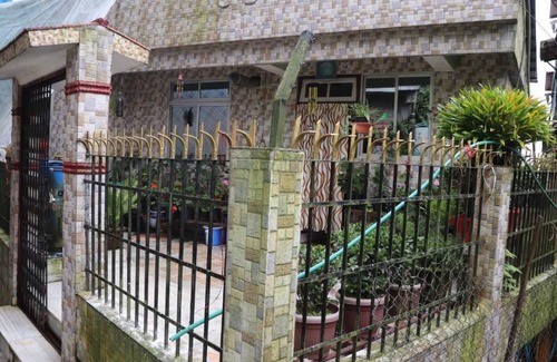 Darjeeling Apartment | Nestled in Tranquility Sparrow Nest Homestay in Heart of Darjeeling!