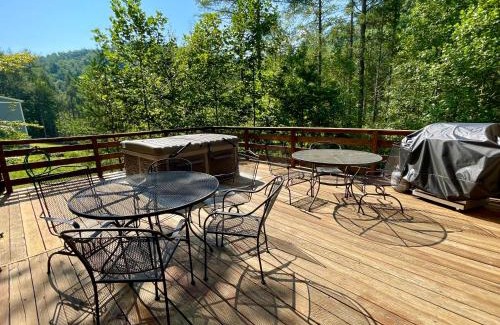 Townsend House | Nestled Inn