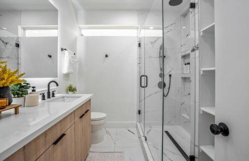 Greater East End Apartment | Nestled Nook Studio #3 @ East End Revitalized