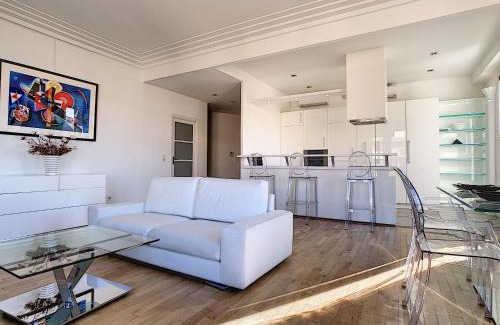 Les Baumettes Apartment | Nestor&Jeeves - LES AIGLES - Very close sea - Top floor - Luxurious