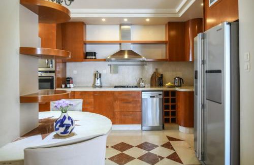 Netanya Apartment | Netanya Panoramic Sea-View Apt with Mamad by Sea N' Rent