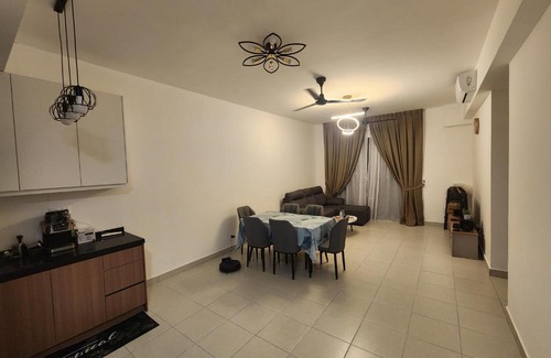 Cheras Apartment | Netizen #MRT#Cheras#C180#3bedRooms#KLCC View#9PersonStay